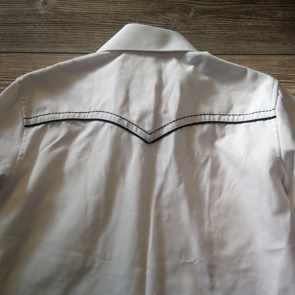Western Rodeo Boho Embroidered Long Sleeve Button Down Front Blouse Top - Picture 8 of 11